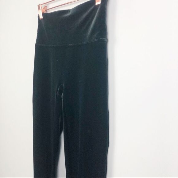 SPANX | Black Velvet Leggings High Waist Full Length Women’s Size Medium NWOT - Picture 4 of 9